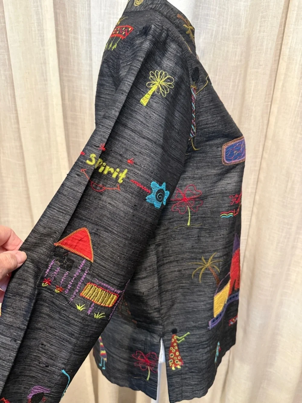 Chico’s Embroidered Art Jacket Size 0 Silk Blend Whimsical Village Button Front - Picture 6 of 14